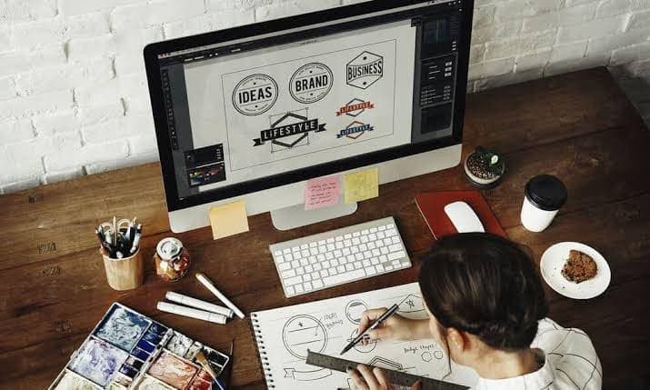 Designer en action